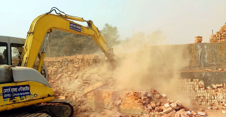 সিরাজগঞ্জে ৯ ইটভাটাকে ৪০ লাখ টাকা জরিমানা