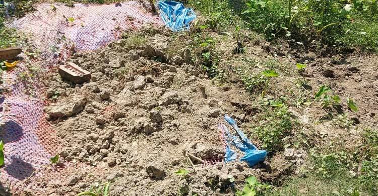 এক রাতেই কবরস্থান থেকে ১৬ কঙ্কাল গায়েব