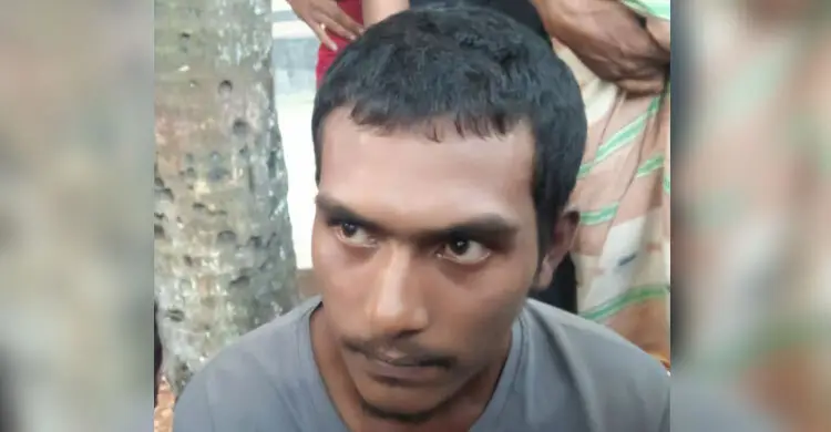 খেলনা পিস্তল ঠেকিয়ে ছিনতাইচেষ্টা, যুবক আটক