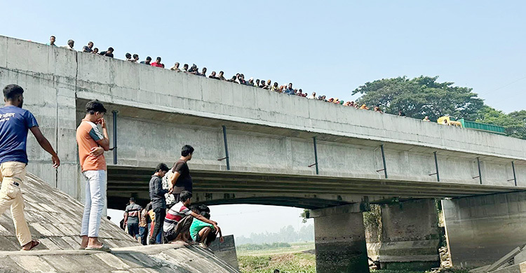 সিরাজগঞ্জে দুজনের মরদেহ উদ্ধার