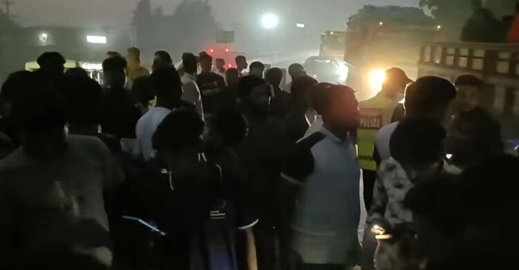 সিরাজগঞ্জে অটোভ্যানে পিকআপের ধাক্কা, শিশুসহ নিহত ২