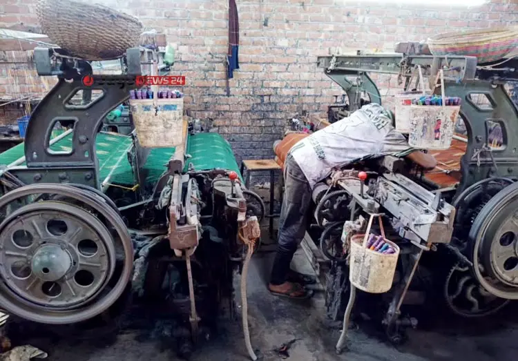 তাঁত শিল্পে &lsquo;মড়ার ওপর খাঁড়ার ঘা&rsquo; বিদ্যুৎ বিভ্রাট