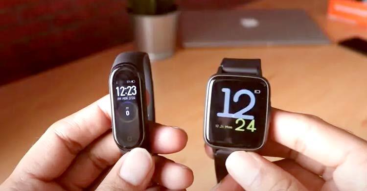 স্মার্টওয়াচ নাকি ফিটনেস ব্যান্ড কোনটা আপনার জন্য উপযুক্ত