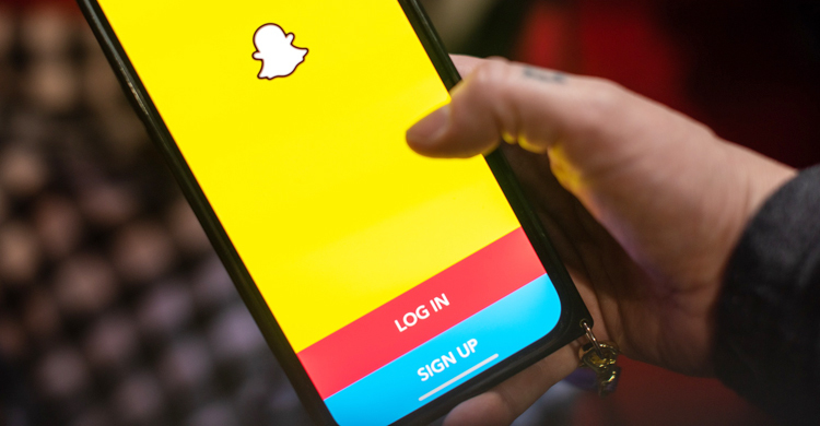 স্ন্যাপচ্যাটের বিশেষ ফিচার ব্যবহারে এখন টাকা খরচ করতে হবে