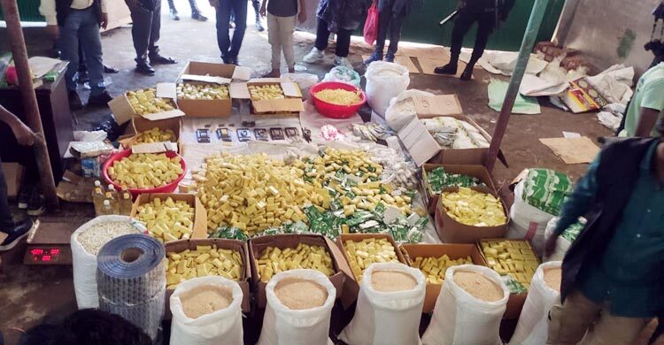 কর্ণফুলীতে বিপুল পরিমাণ নকল সাবান জব্দ, কারখানা সিলগালা