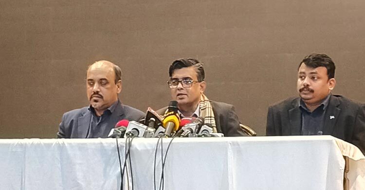 মোবাইল ফোন আমদানি ও উৎপাদনে শুল্ক কমালো সরকার