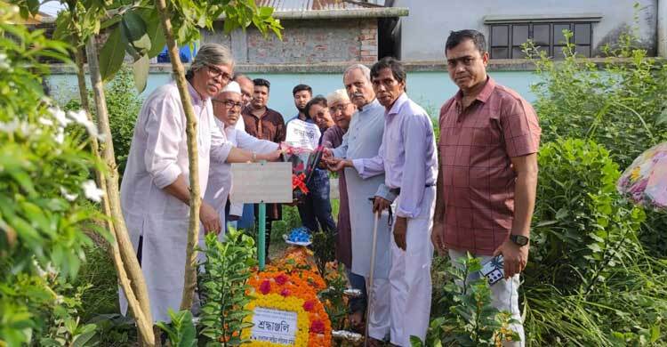 প্রয়াত নির্মাতা সোহানকে শ্রদ্ধা জানালেন সহকর্মীরা