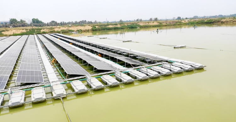 মাছচাষের পুকুরে বিদ্যুৎ উৎপাদন