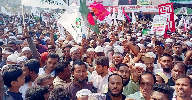 পল্টন মোড়ে ৮ দলের সমাবেশ শুরু