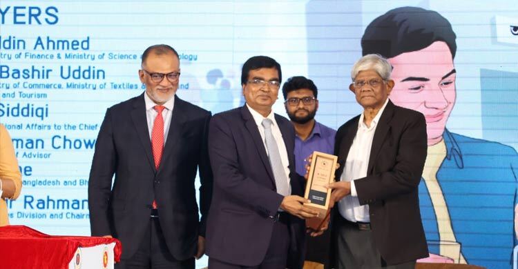 এনবিআরের ‘ই-রিটার্ন চ্যাম্পিয়ন’ সনদ অর্জন করলো সোনালী ব্যাংক