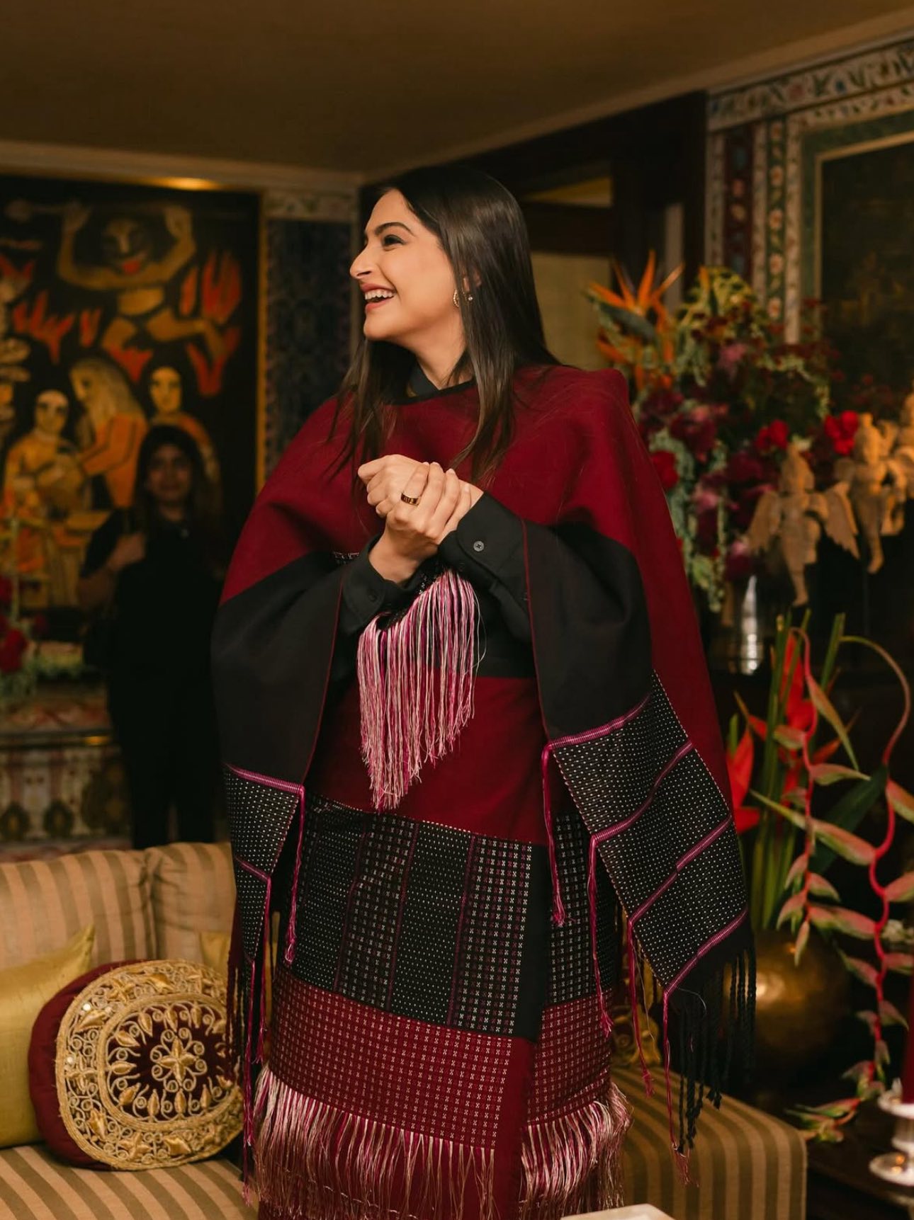 রেডি টু ওয়্যার লুকে স্টাইলিশ সোনম