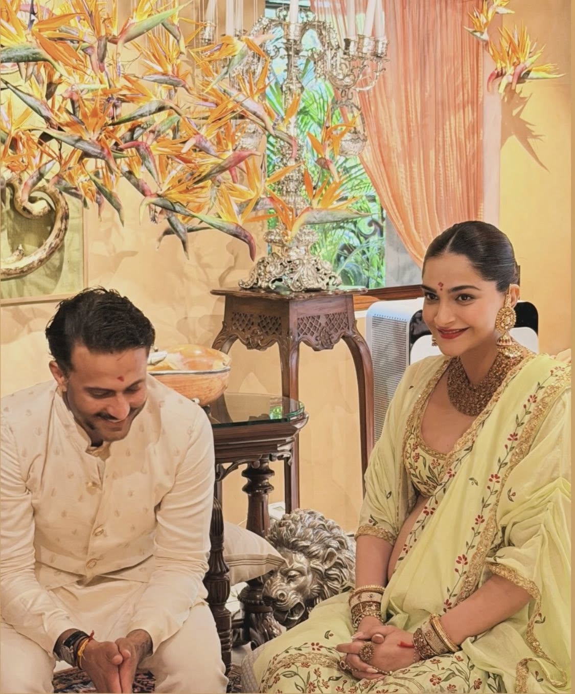 মোগল ছোঁয়ায় সোনমের বেবি শাওয়ার সাজ