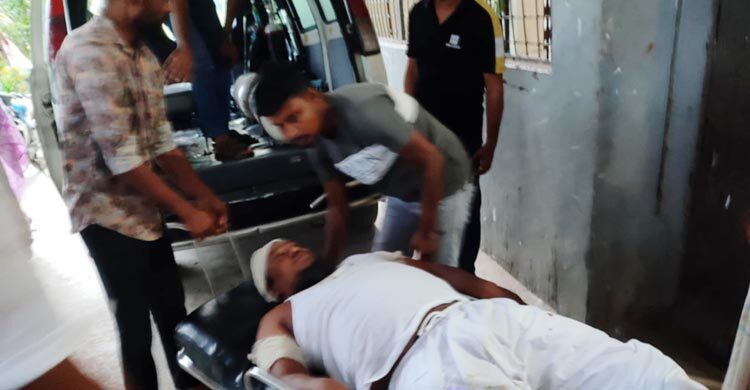 সোনারগাঁয়ে দলিল লেখককে কুপিয়ে-গুলি করে হত্যাচেষ্টা