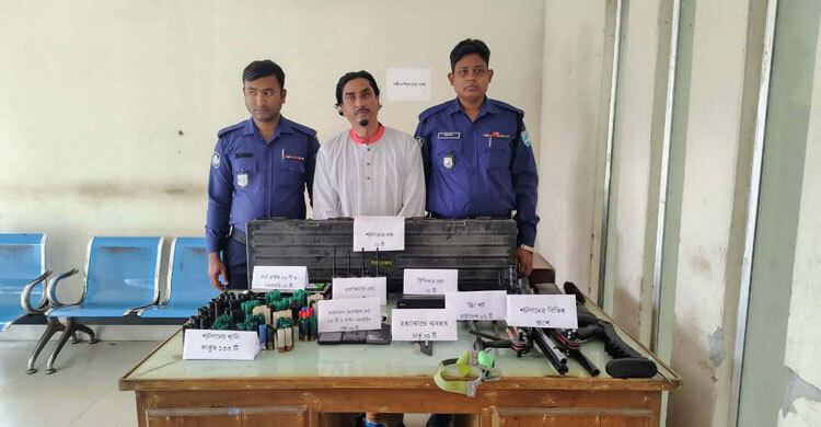 শরীয়তপুরে ভক্ত হত্যায় পীর গ্রেফতার