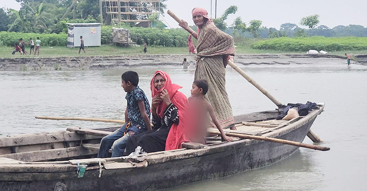 নদীই জীবন, বৈঠাই ভরসা তাসলিমার