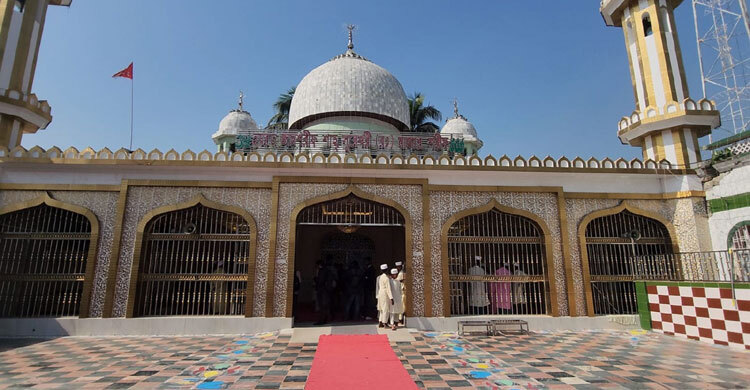 শরীয়তপুরে ভক্ত হত্যায় পীর গ্রেফতার