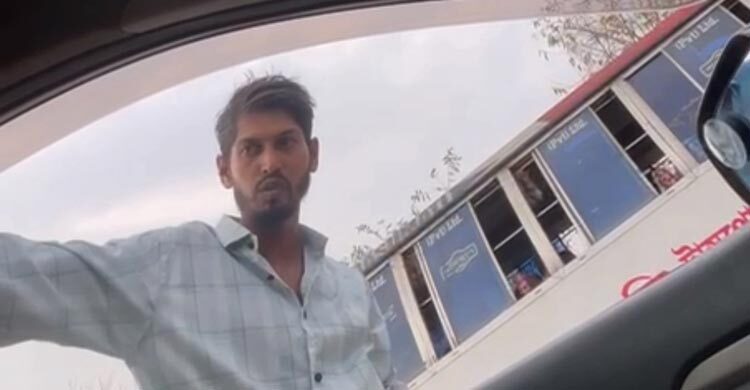 এক্সপ্রেসওয়েতে চাঁদাবাজির ভিডিও ভাইরাল, যুবক আটক