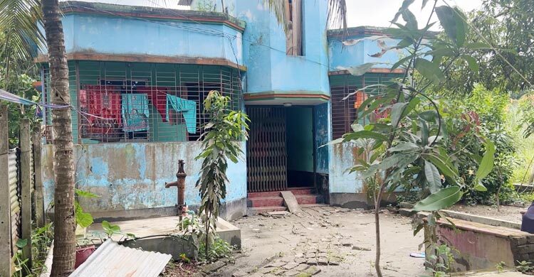 শরীয়তপুরে জঙ্গিবাদে উদ্বুদ্ধ সন্দেহে তরুণ গ্রেফতার