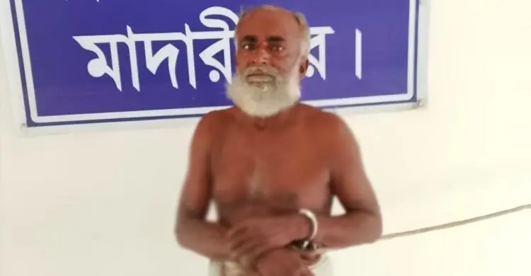 স্ত্রীকে গলা কেটে হত্যার অভিযোগে স্বামী আটক
