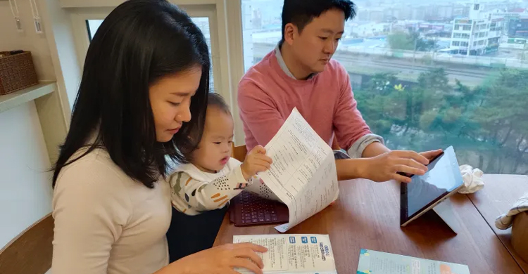 South Korea splashes the cash in scramble to fix fertility crisis