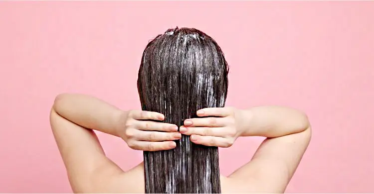 বাড়িতেই করে ফেলুন হেয়ার স্পা