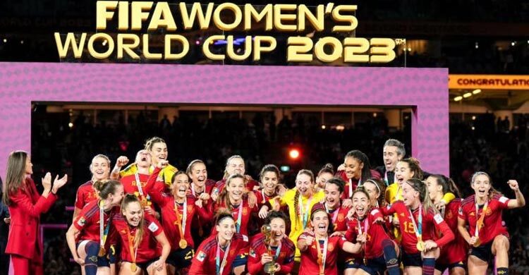 Spain players reiterate strike stance after national team call up