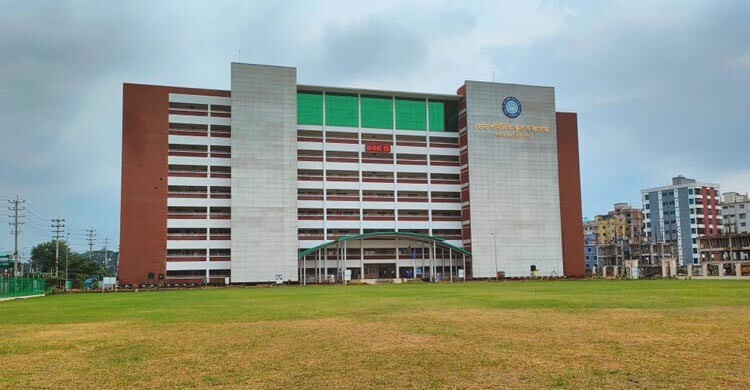 সহকারী শিক্ষক নেবে সেনা পাবলিক স্কুল ও কলেজ