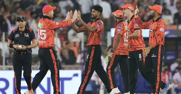 সর্বোচ্চ রানের হায়দরাবাদই এবার ডুবলো আইপিএলের সর্বনিম্ন রানের লজ্জায়