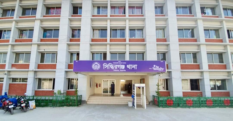 সিদ্ধিরগঞ্জে বিদ্যুৎস্পৃষ্টে প্রাণ গেলো শ্রমিকের