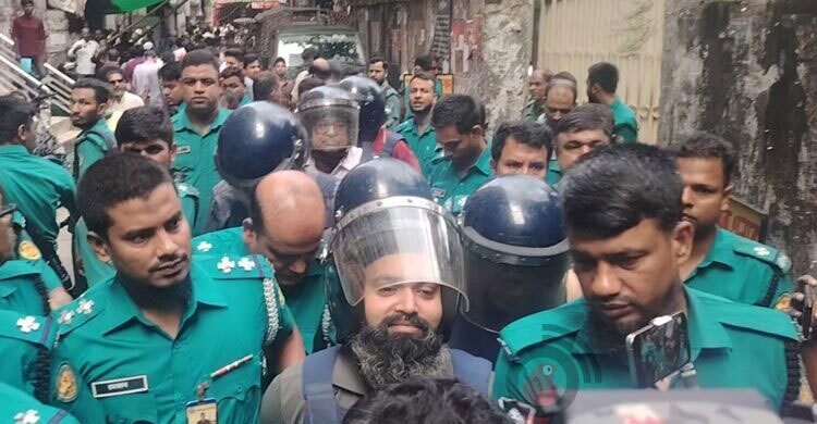 এক মামলায় কয়বার রিমান্ডে নেবে, সোলায়মান সেলিমের প্রশ্ন