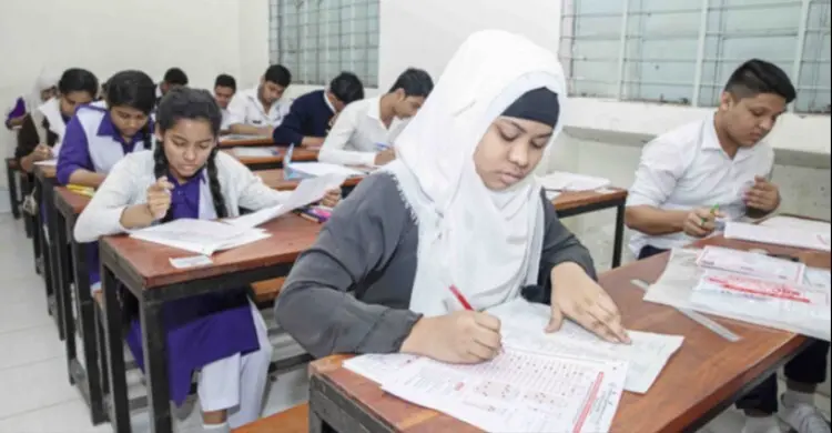 এসএসসি পরীক্ষার্থী ১৮ লাখ ৫৭ হাজার, কোন বোর্ডে কতজন