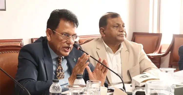 ডিসেম্বরে পরীক্ষায় বসতে নারাজ শিক্ষার্থীরা, জানুয়ারি-এপ্রিলের প্রস্তাব