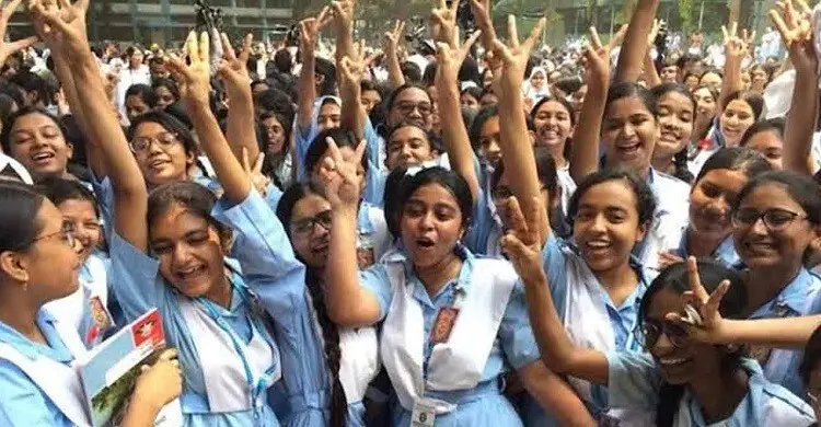 এসএসসিতে পাসের হারে শীর্ষে ঢাকা বোর্ড, তলানিতে ময়মনসিংহ