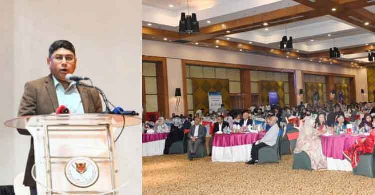 প্রেসিডেন্ট কাপ গলফ টুর্নামেন্টের পুরস্কার বিতরণ করলেন সেনাপ্রধান