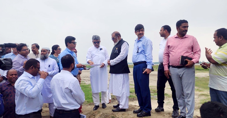 পদ্মা সেতুর পাশে নির্মিত হচ্ছে বঙ্গবন্ধুর স্ট্যাচু