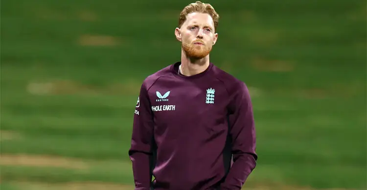 চোটে বিপর্যস্ত স্টোকস, মে’র আগে মাঠে ফেরা অনিশ্চিত