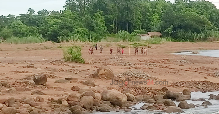 উৎমা ‘পাথর কোয়ারি’ এখন ‘ফুটবল মাঠ’