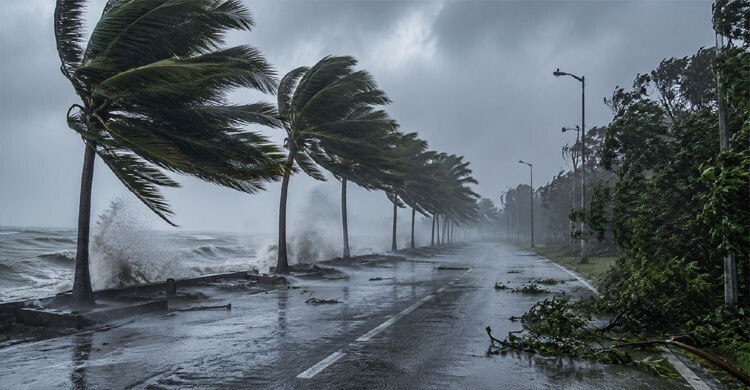 ৫ অঞ্চলে ৮০ কিলোমিটার বেগে ঝোড়ো হাওয়ার আভাস