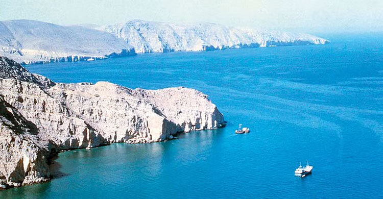 Iran parliament approves Hormuz closure amid regional tensions