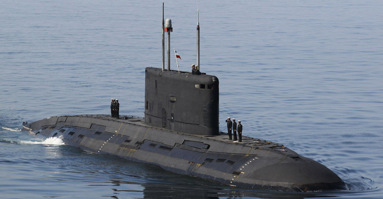 Tensions rise in Strait of Hormuz as Iran plans military drill