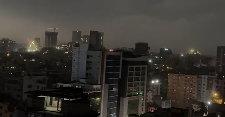 ঢাকায় হঠাৎ কালবৈশাখী ঝড়