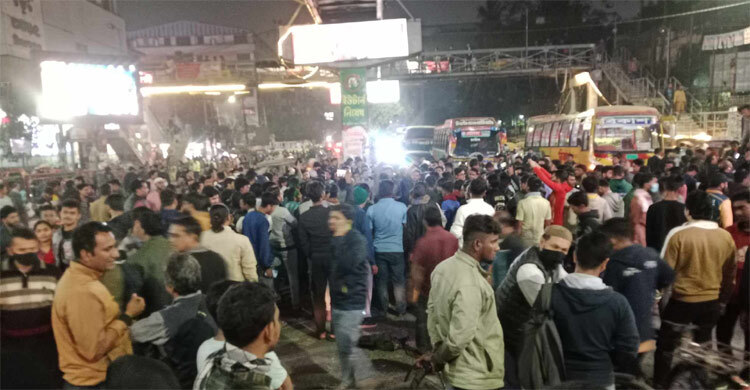 সাত কলেজের অধ্যক্ষদের সঙ্গে সভা ডেকেছেন ঢাবি উপাচার্য