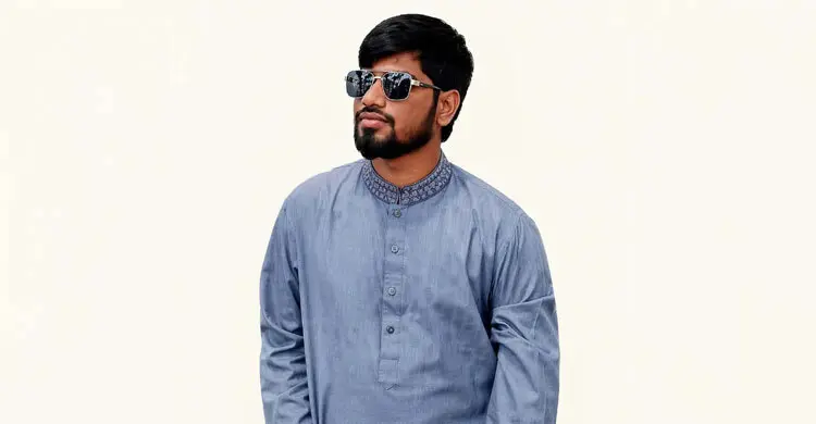 ‘শিক্ষক, শিক্ষকের মতো থাকেন, না হলে কান বরাবর পড়বে’