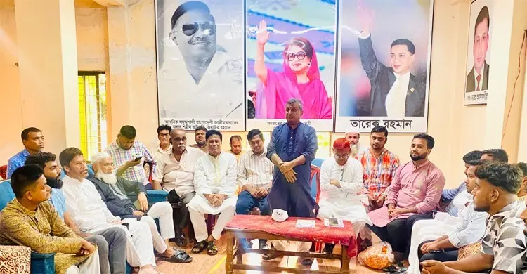 ছাত্রদলের কাজ ওসিকে ফুল দেওয়া নয়: সরোয়ার আলমগীর