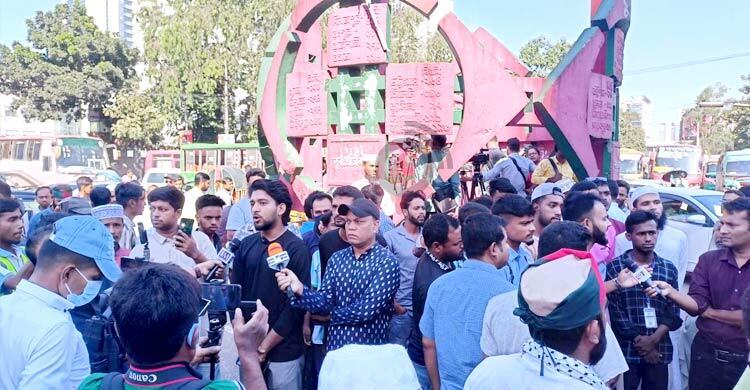 AL, students’ counter-protests at Zero Point, police on high alert