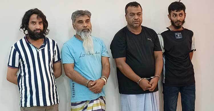 দীর্ঘদিনের গোয়েন্দা তৎপরতায় গ্রেফতার সুব্রত বাইন-মোল্লা মাসুদ