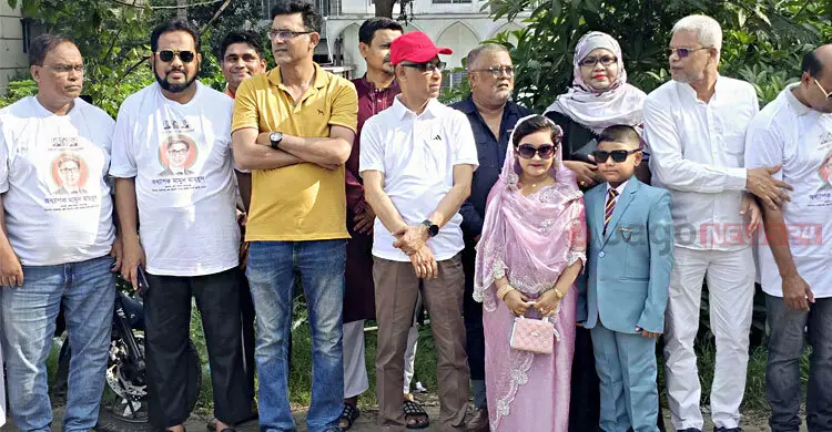 চাঁদপুর যাবেন প্রধানমন্ত্রী, একঝলক দেখতে নারায়ণগঞ্জের সড়কে নেতাকর্মীরা