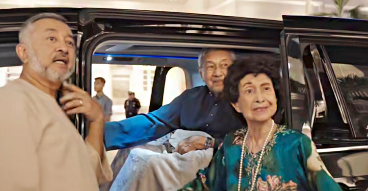 নতুন রূপে সুলতান আবদুল সামাদ ভবন