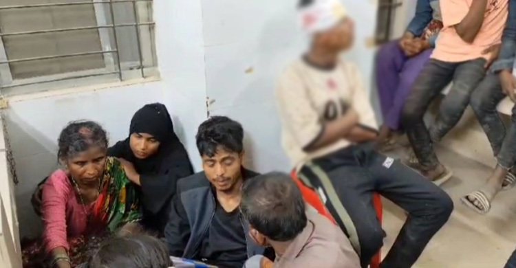 সুনামগঞ্জে আধিপত্য বিস্তার নিয়ে দু’পক্ষের সংঘর্ষে আহত অর্ধশতাধিক