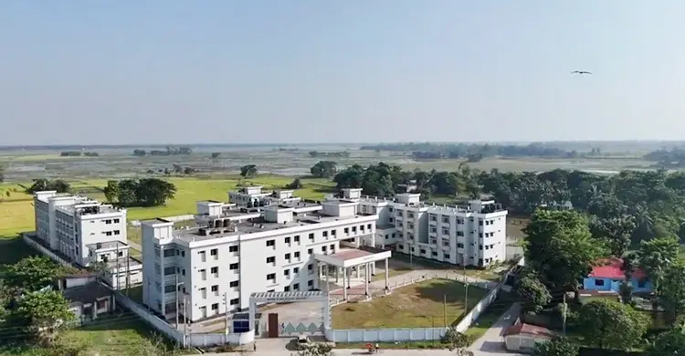 দেড় বছর ধরে হস্তান্তরের অপেক্ষায় ৩৬ কোটির আইএইচটি ভবন